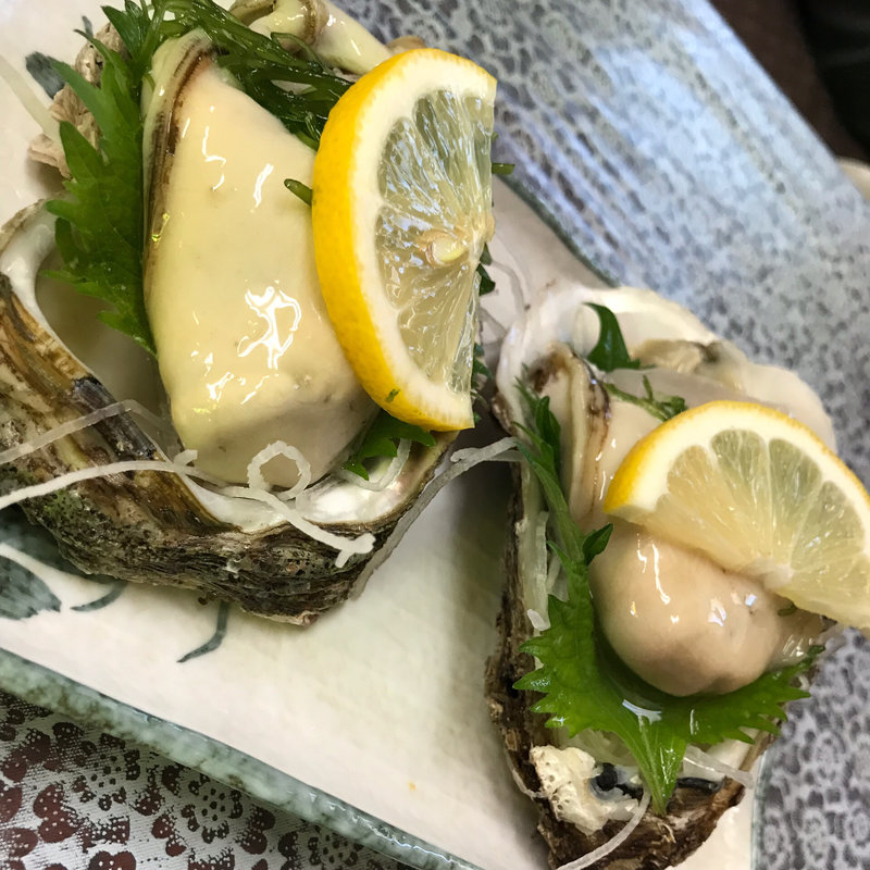 生牡蠣2個(つちや食堂 )