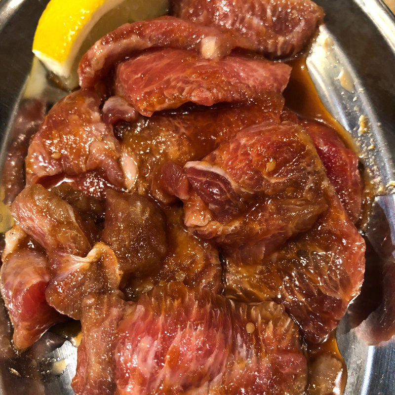 本マグロのほほ肉のブツ切り(鮪のシマハラ)