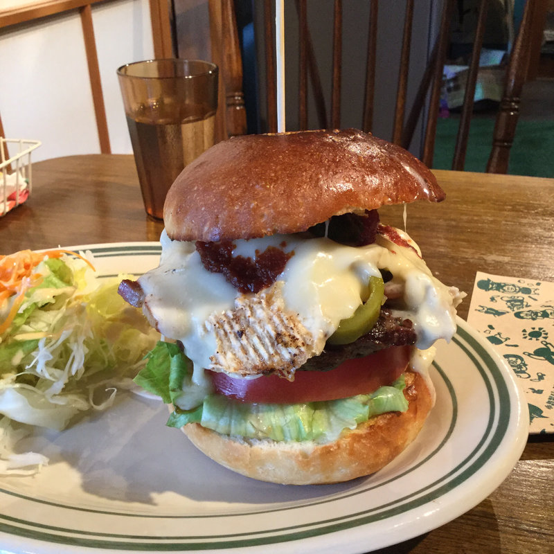 トミーノチーズバーガー(市島製パン研究所)