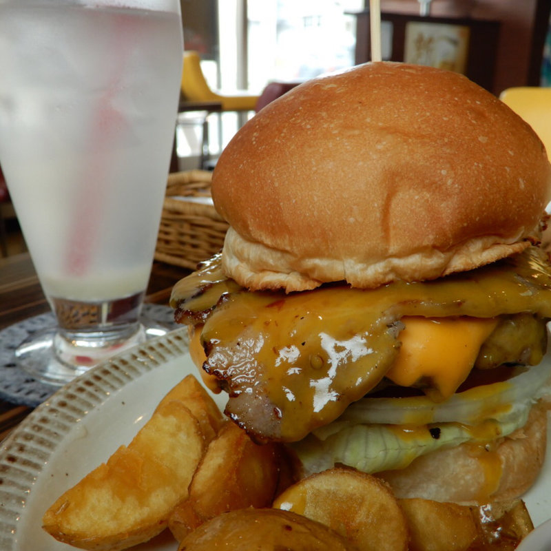 ハニーマスタードベーコンチーズバーガー(ジャッフェジョッファ)