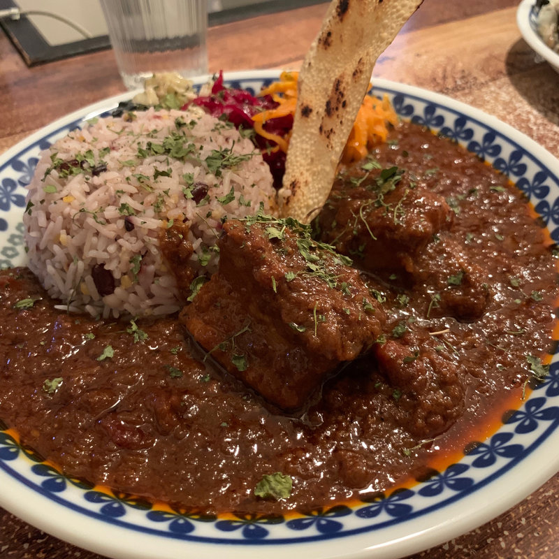 ポークカレー(スパイスカレー モクロミ)