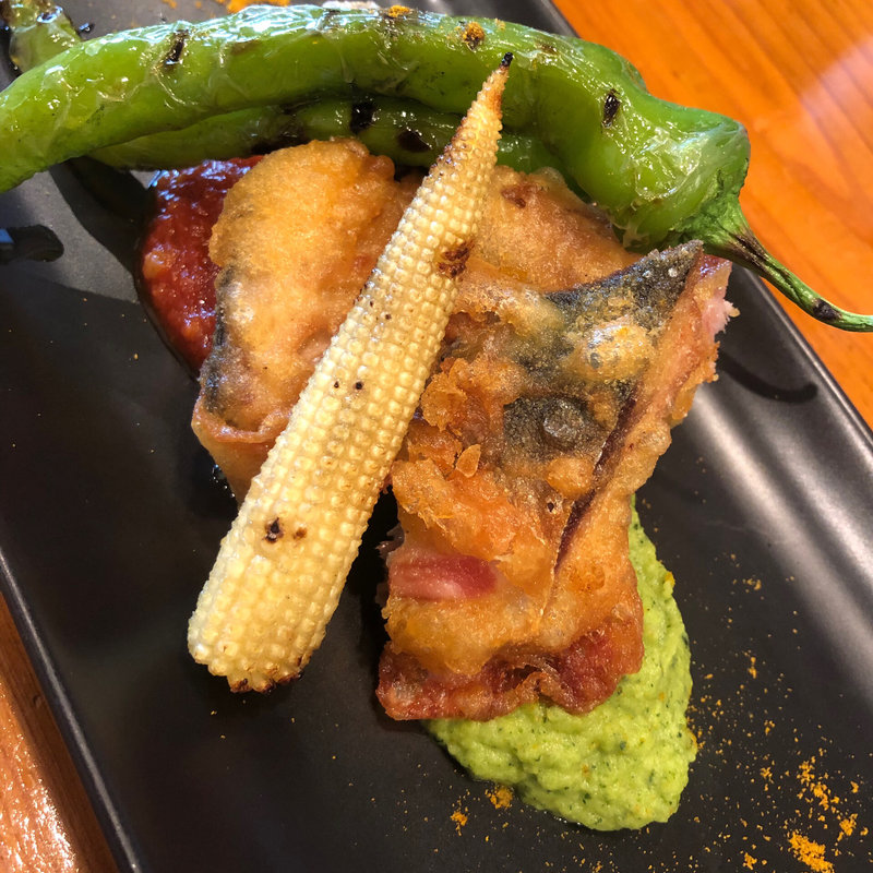 鯖のベニエ カレー風味(ワインダイニング 「街角グラス」 町田)