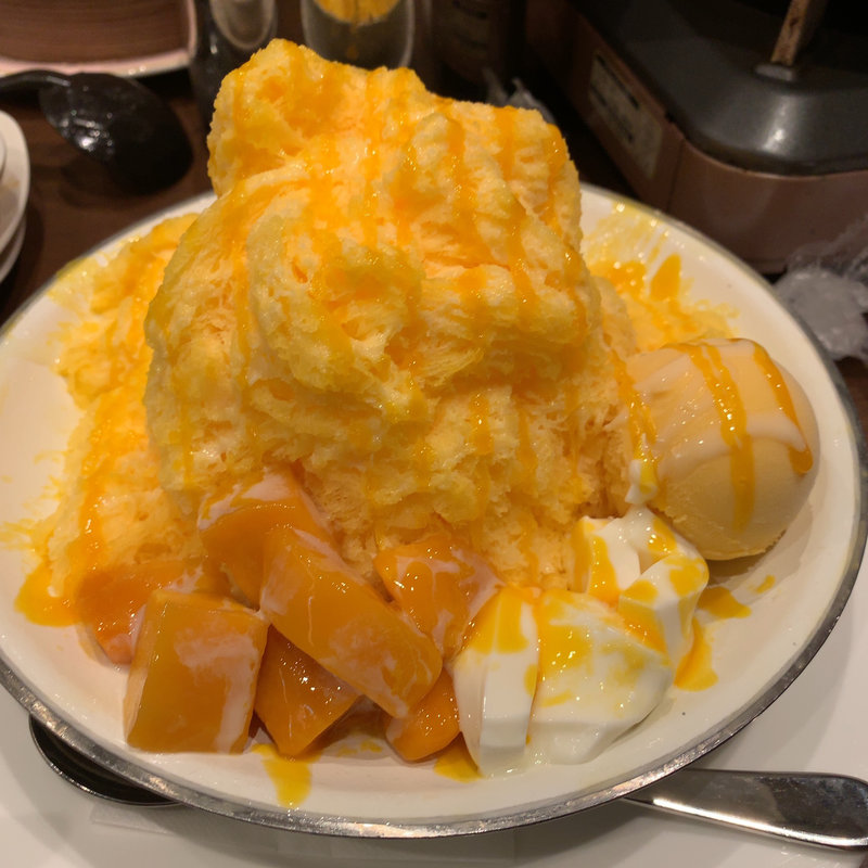 台湾かき氷マンゴー(楼蘭 （Rouran ロウラン）)