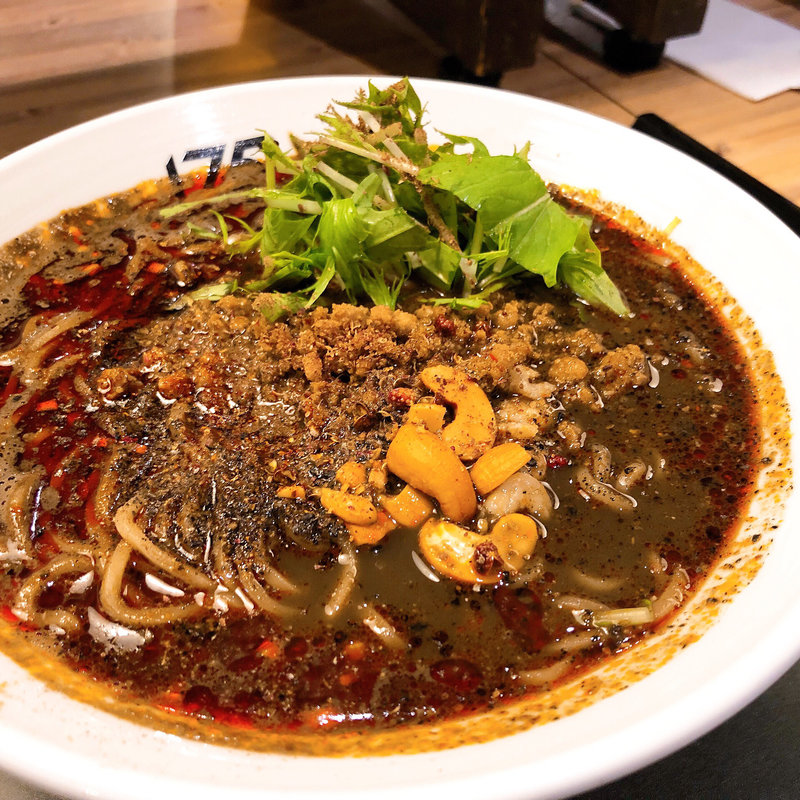 汁あり担々麺 黒ごま(175°DENO〜担担麺〜 本店)