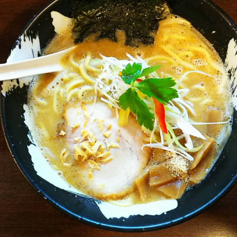 白味噌とんこつ(銀鈴)