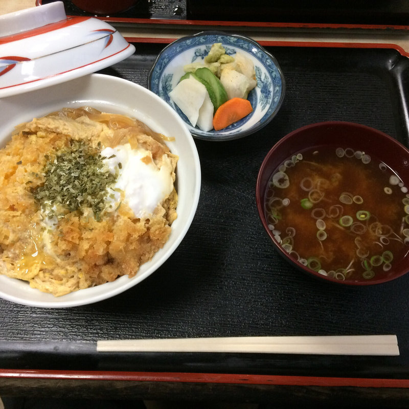 カツ丼(手打ちうどん 吉田家)