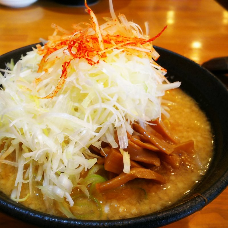 味噌ネギラーメン(メガらーめん)