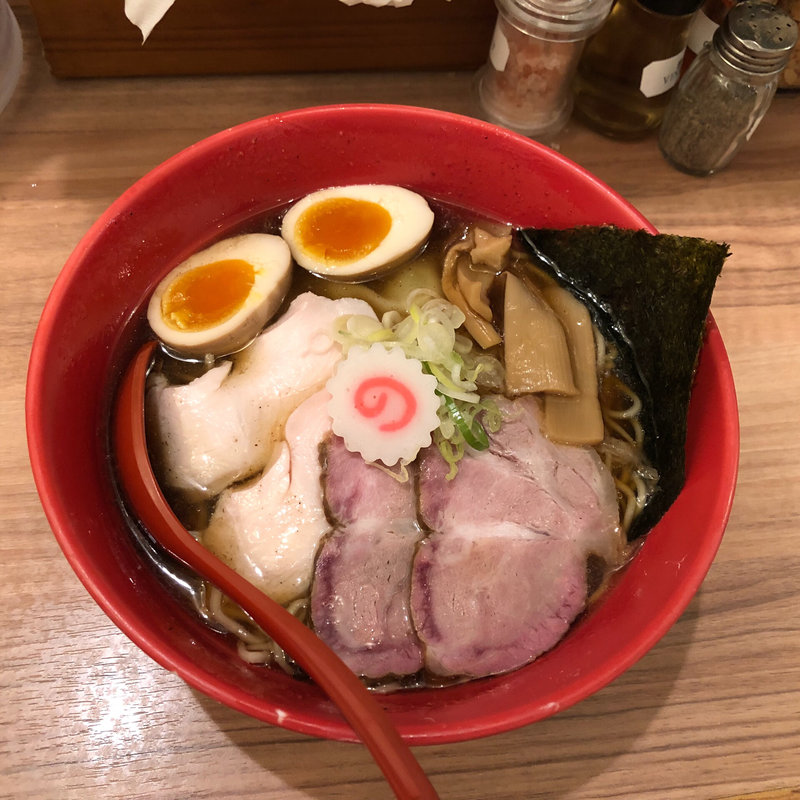 特製旨味醤油ラーメン(ソラノイロNIPPON)