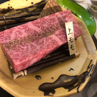 上もも(アイナビ一張羅)