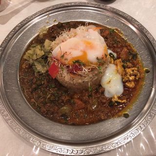 あいがけカレー2種 平日限定ルゥポット(旧ヤム鐡道)