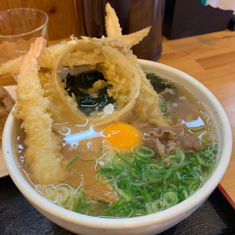 具だくさんうどん(うどん高浜や)