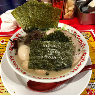 味玉ラーメン(なんでんかんでん高円寺復活店)