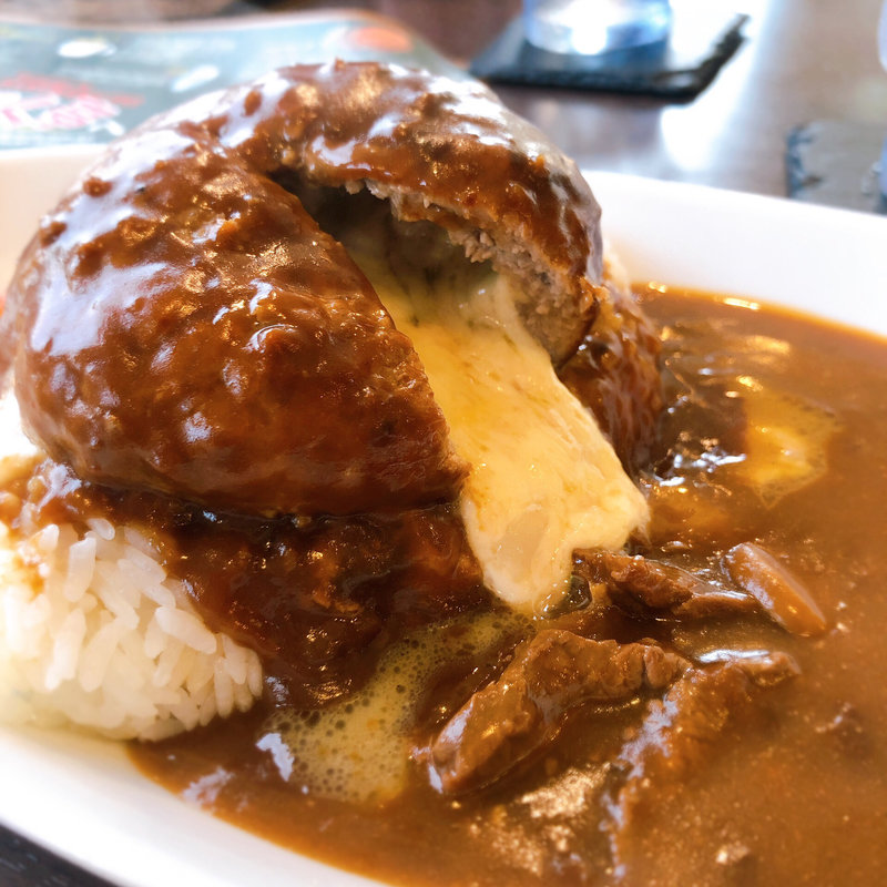 チーオーブン焼きハンバーグハヤシ(ばくばく亭)