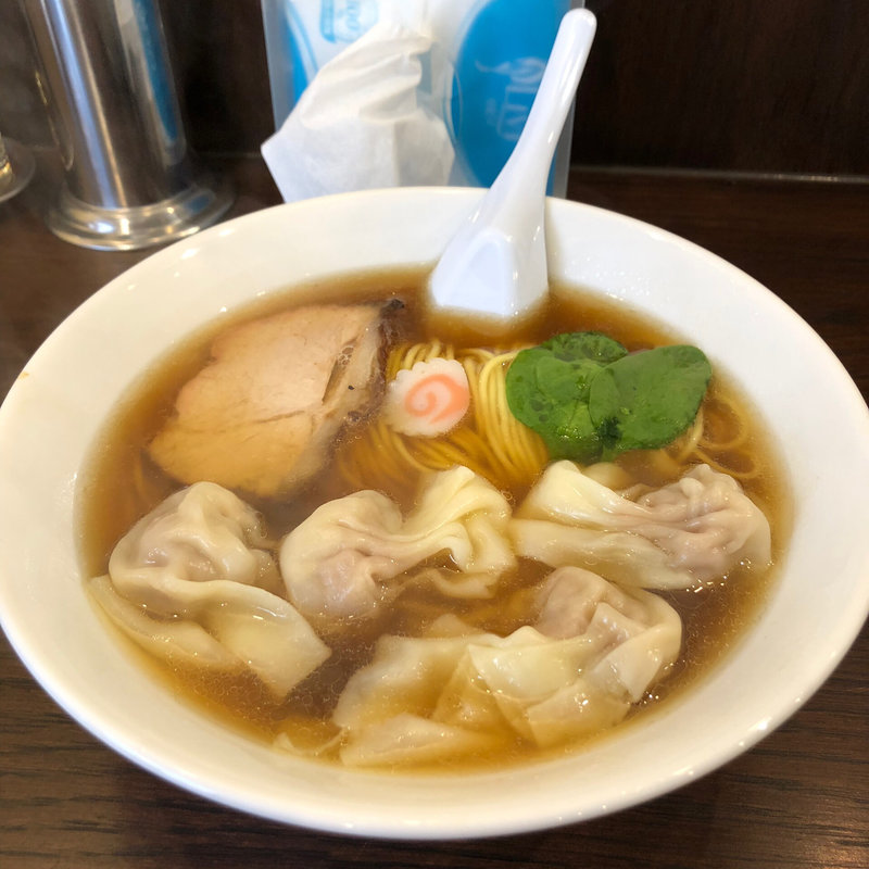 肉ワンタンそば(あんくるてい)