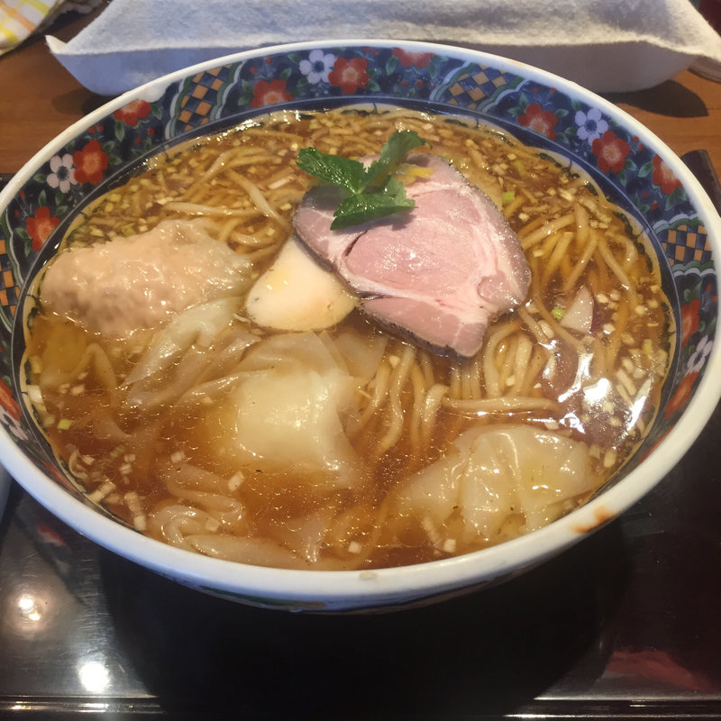 ワンタン麺(元祖横浜ワンタン本舗 港軒)
