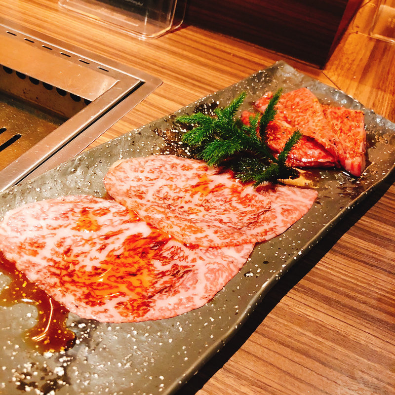 極薄プレミアムロース(新宿 焼肉ブルズ)