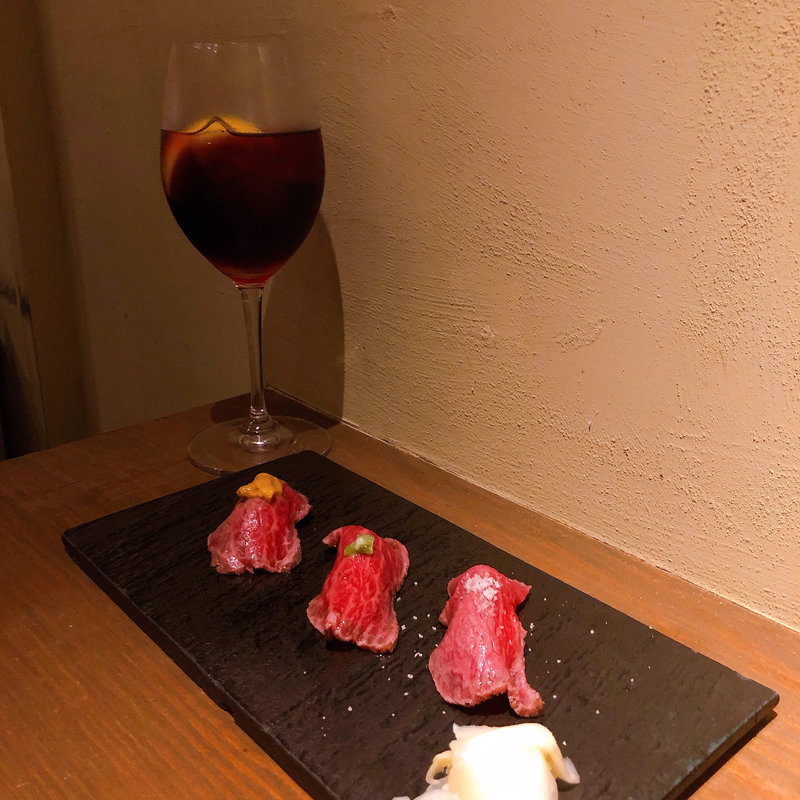 和牛3貫(肉基地)