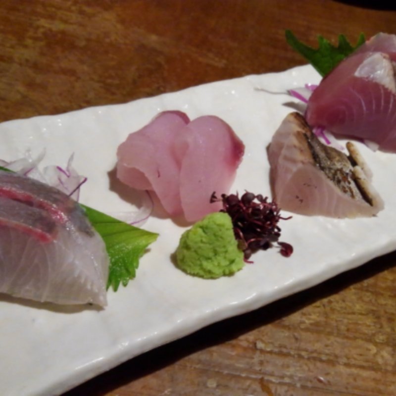 お刺身盛り合わせ(巖)