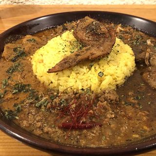 組不解不4種盛！(ノムソン カリー （NOMSON CURRY）)