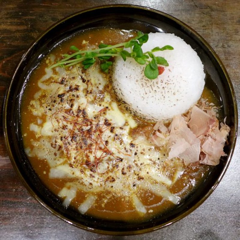 ジパングミニカレー(焼きチーズ付き)(ジパングカリーカフェ 和風カレー ヒゲ ボウズ)