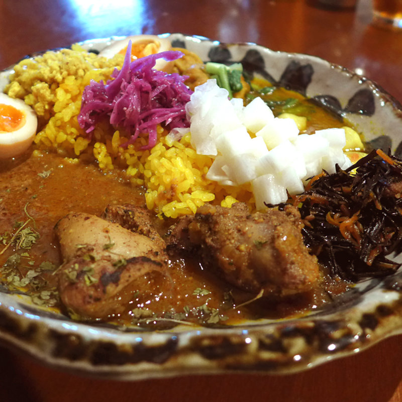 さつま鶏のチキンカレー＆エソお出汁のかぶらとがんもどきのカレー(トッピング2種)(お出汁とスパイス 元祖 エレクトロニカレー)