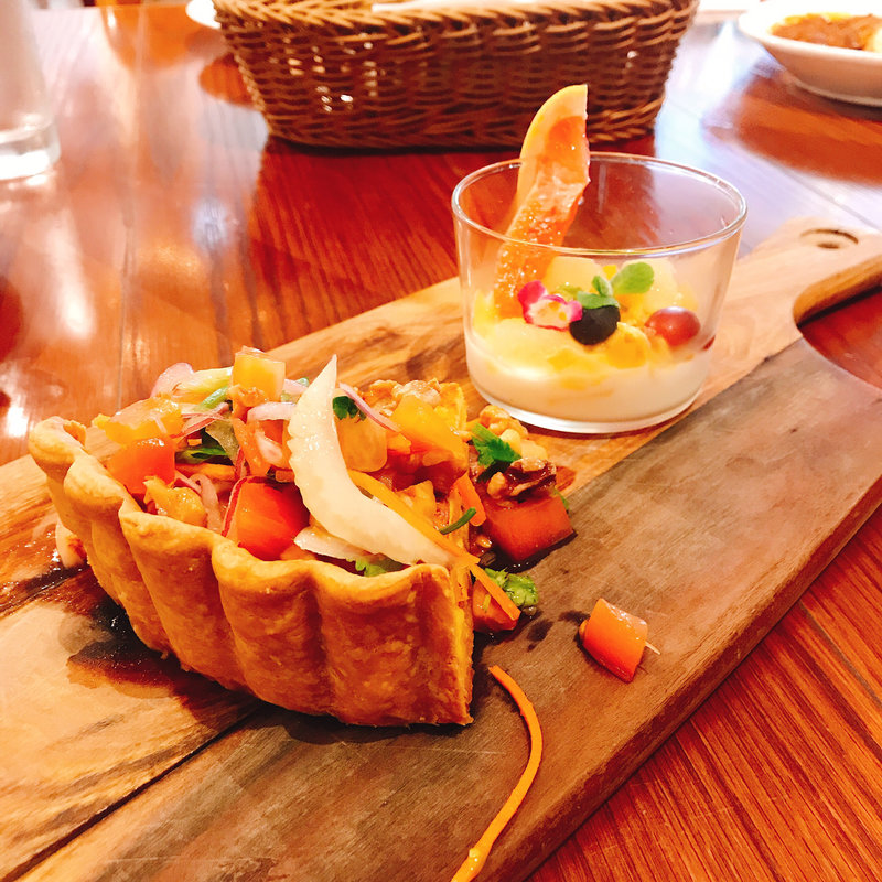 (ベアーズテーブル （BEARS TABLE）)