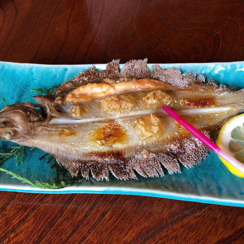ヤナギカレイ塩焼き(なぶら膳)(地魚料理 なぶら )