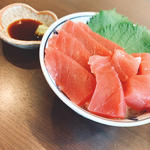 マグロ丼