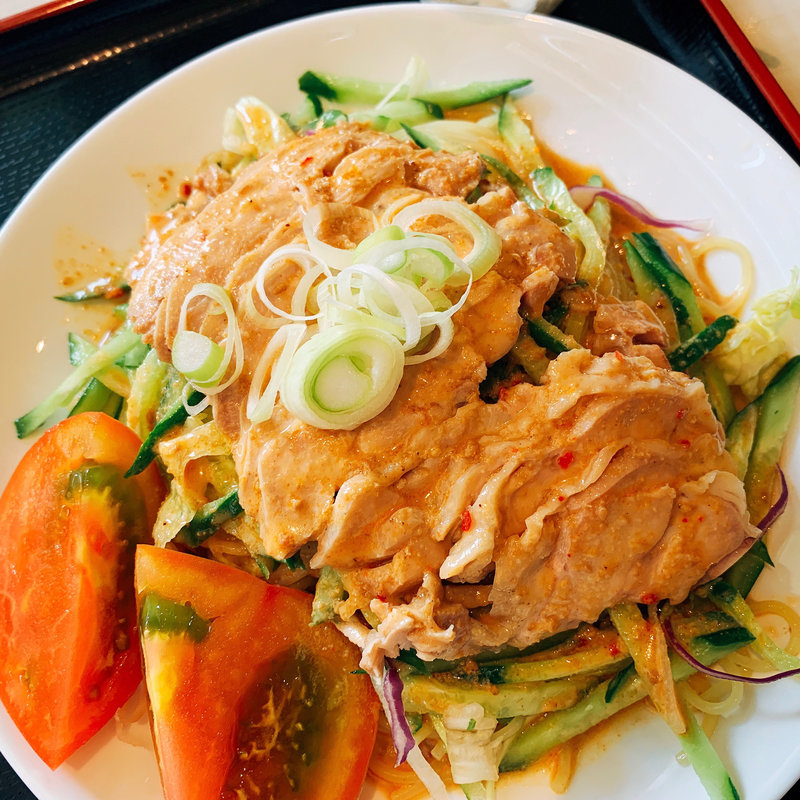 冷し棒棒鶏麺(飲茶料理フェーフェー(飛輝))