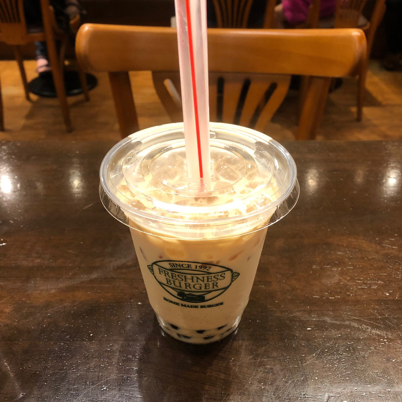 タピオカ チャイ ミルクティー(フレッシュネスバーガー武蔵小杉東急スクエア)