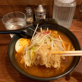 辛麺(メディスンマン)