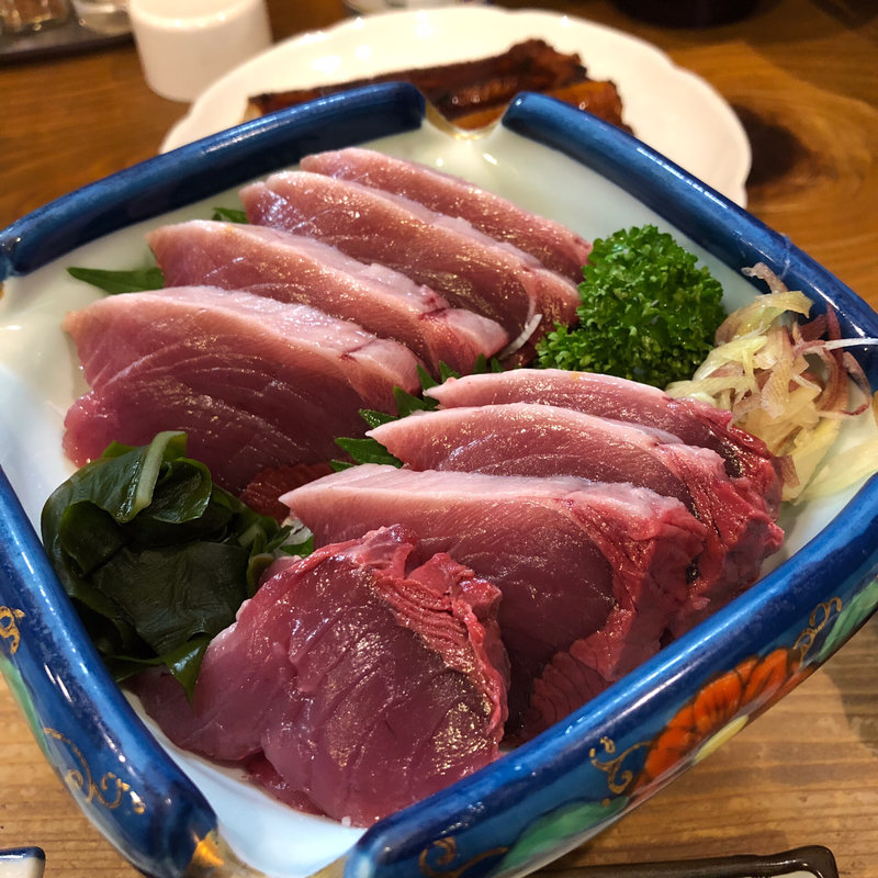 カツオ刺身(旨居屋 希望)