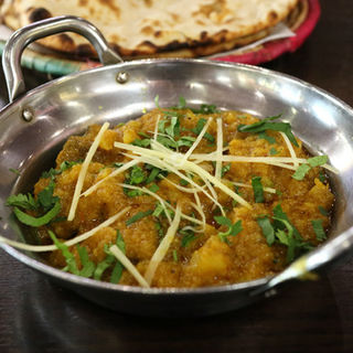 シャルジャム・ゴーシュト(インド パキスタン料理 HANDI)