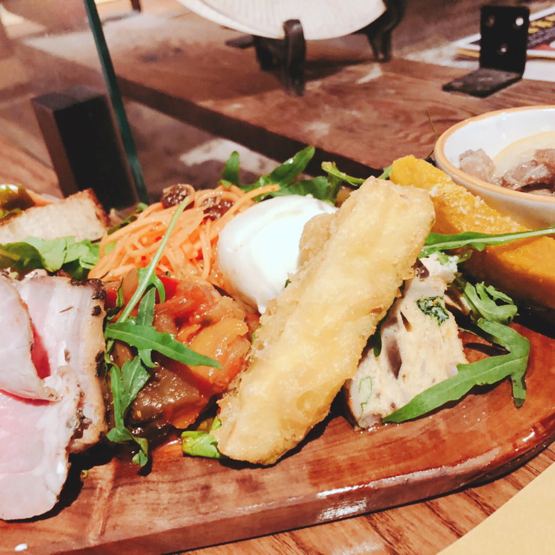 前菜盛り合わせ一人前(ピッツェリア バッカムニカ)