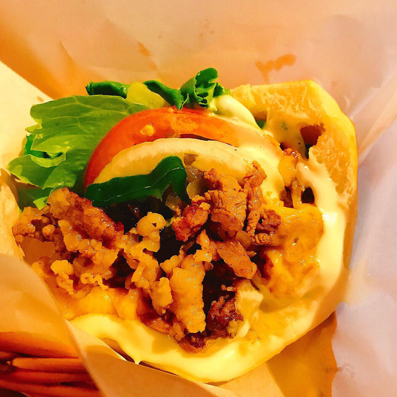 フィリーズステーキサンド（フォカッチャ）(ボーダー ポイント)