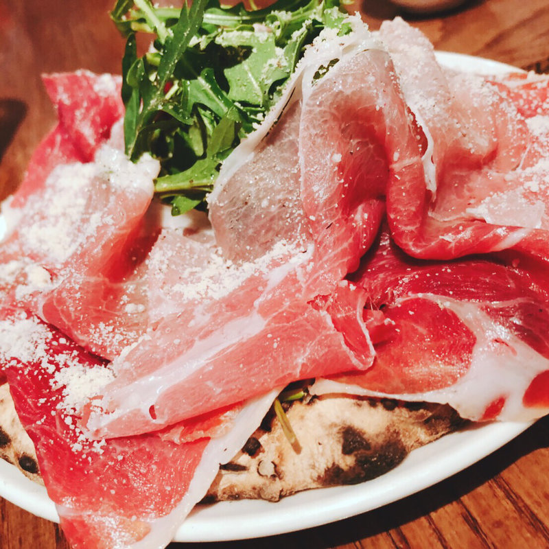 白トリュフオイルと生ハム  sサイズ(ピッツェリア バッカムニカ)