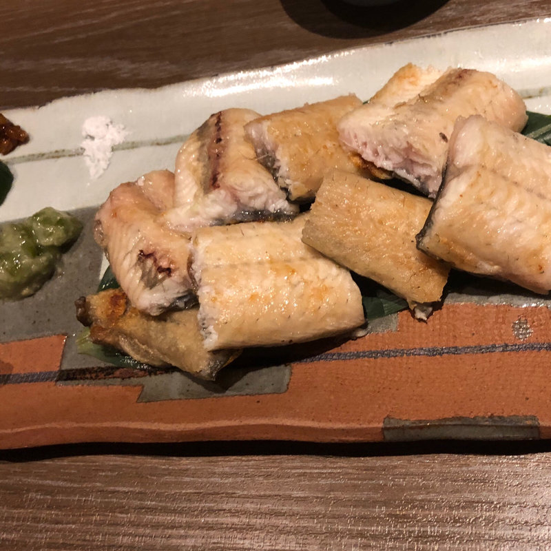 うなぎの白焼き(酒菜の肴 遊食家 )