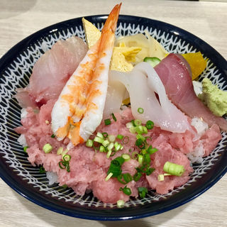 ネギトロ丼(鮨処扇)