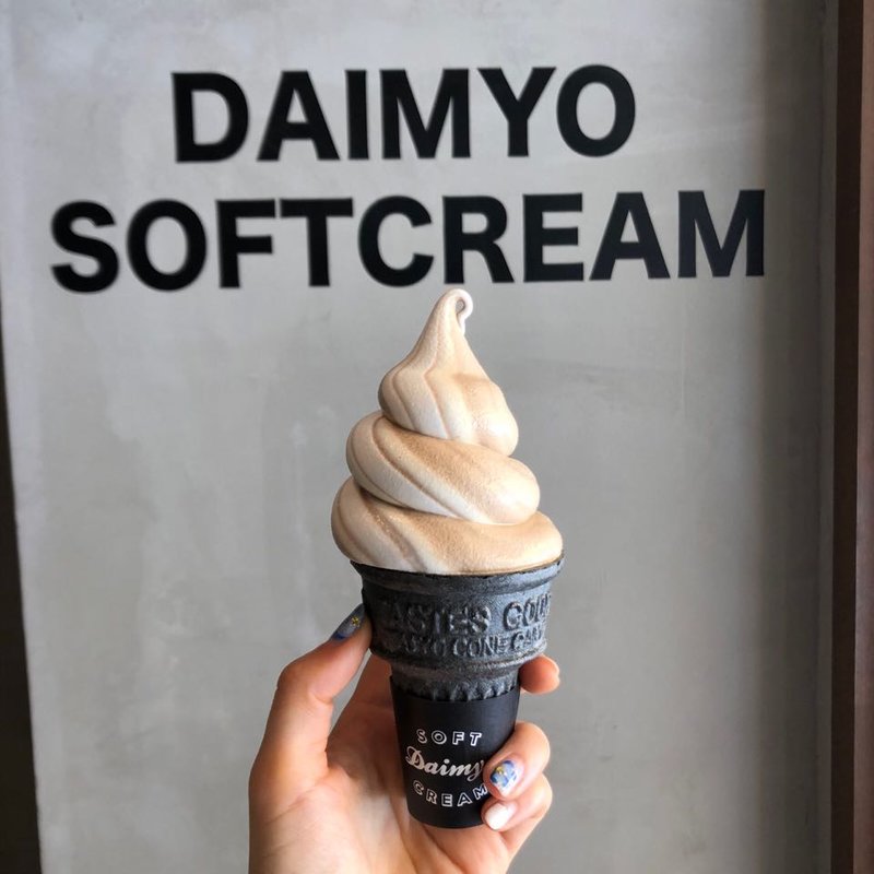 カプチーノミックスソフトクリーム(大名ソフトクリーム 自由が丘店)