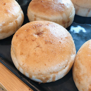 お醤油パン(地粉 パン  まる麦工房)