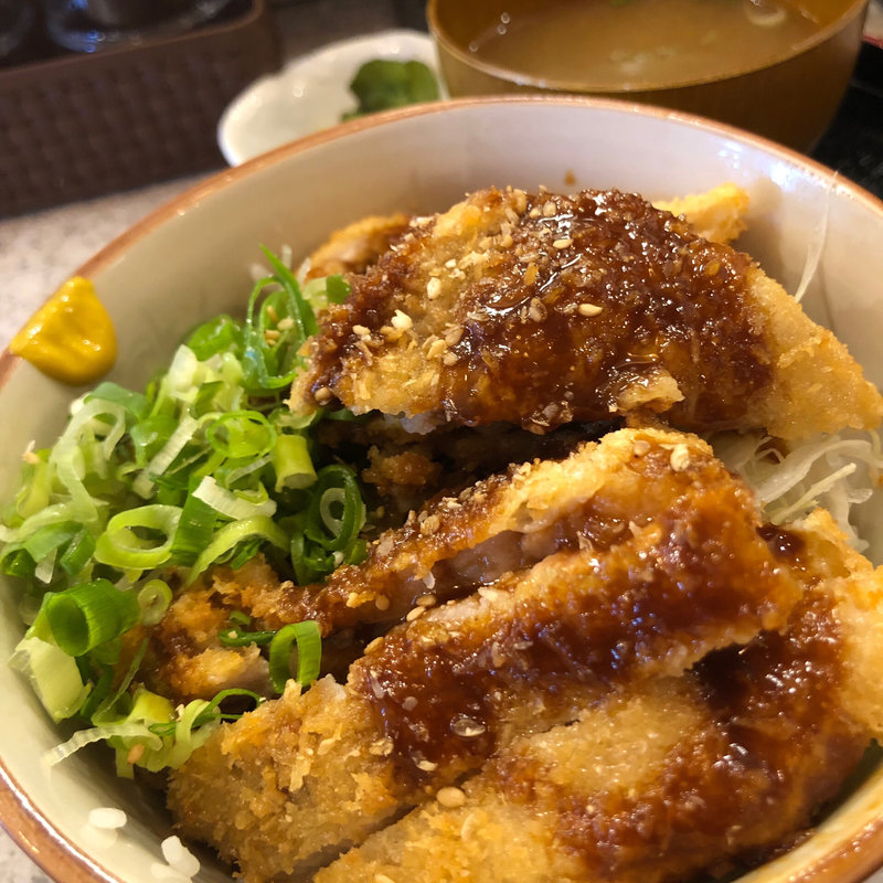 みそかつ丼(天ぷら酒場 大地)