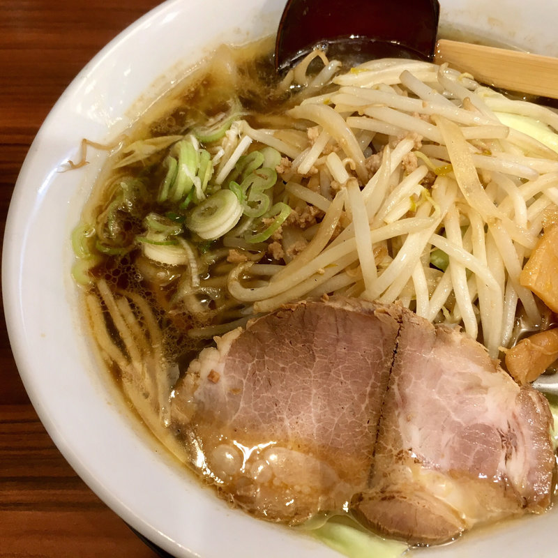 札幌醤油ラーメン(極味噌本舗 すすきの店)