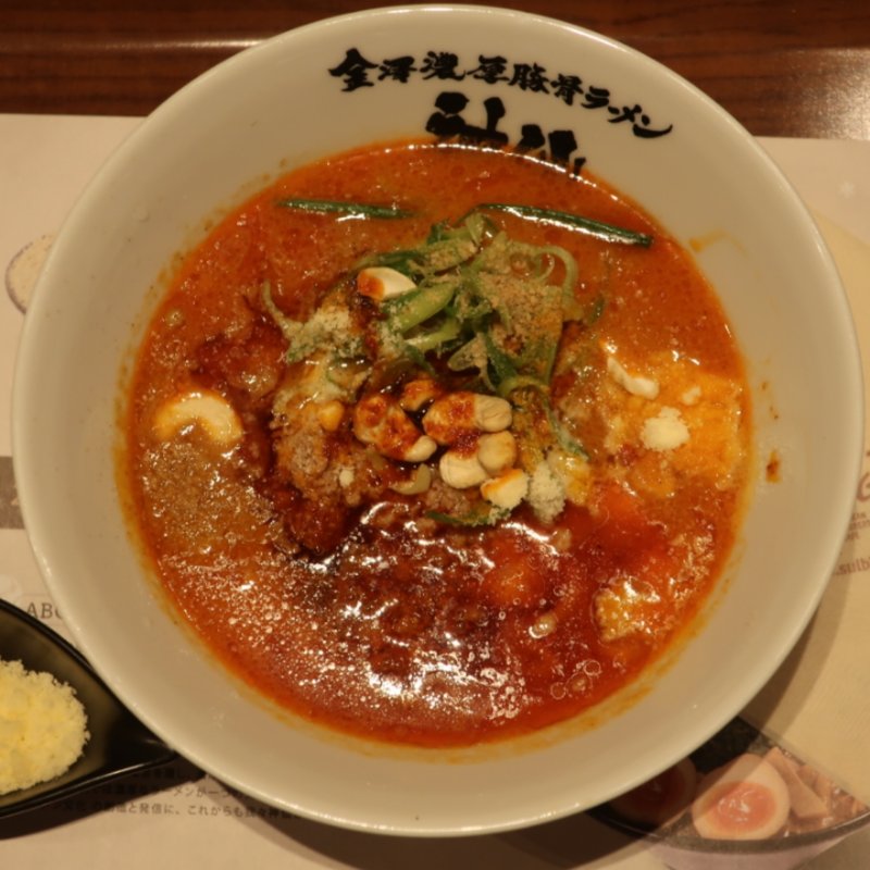 チーズのまろやか担々麺(SulbingCafe×神仙)