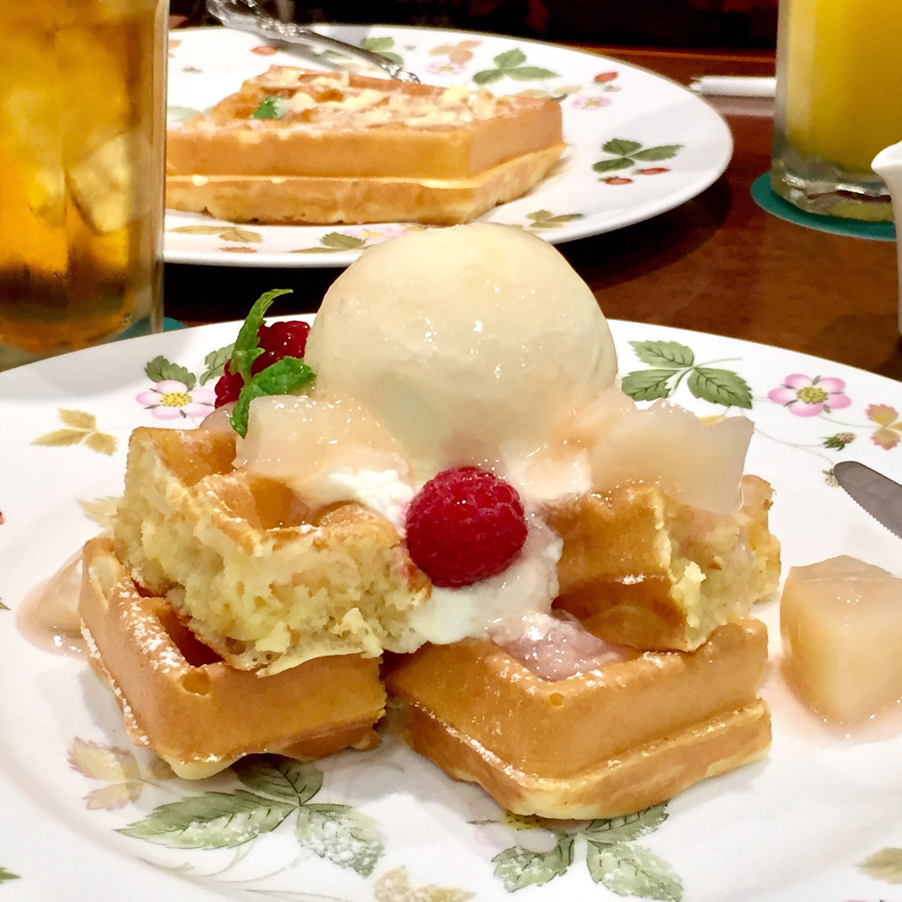 桃のワッフル 英國屋 なんばウォーク3番街 南通り店 の口コミ一覧 おいしい一皿が集まるグルメコミュニティサービス Sarah 桃のワッフル 英國屋 なんばウォーク3番街 南通り店 の口コミ一覧 おいしい一皿が集まるグルメコミュニティサービス Sarah