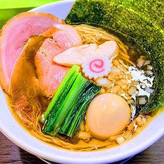 魚鶏貝醤油らーめん 並＋玉子(フスマにかけろ中崎壱丁)