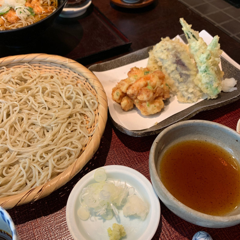 かき揚げ天そば（平日のみ）(手打蕎麦おかむら)