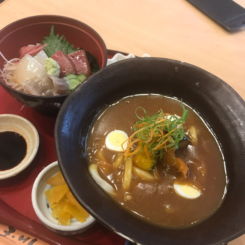 豊橋カレーうどんと二色丼(玉川うどん 豊橋広小路本店)