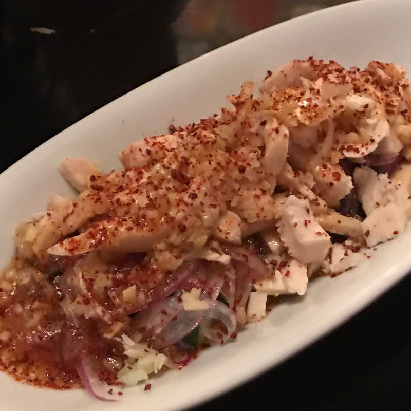 蒸し鶏の葱ソースがけ(白木屋 南海なんば北口駅前店)