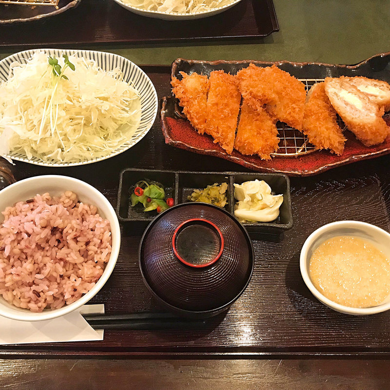 昼得定食とろろつき(とんかつ浜勝 新南陽永源山店 （はまかつ）)