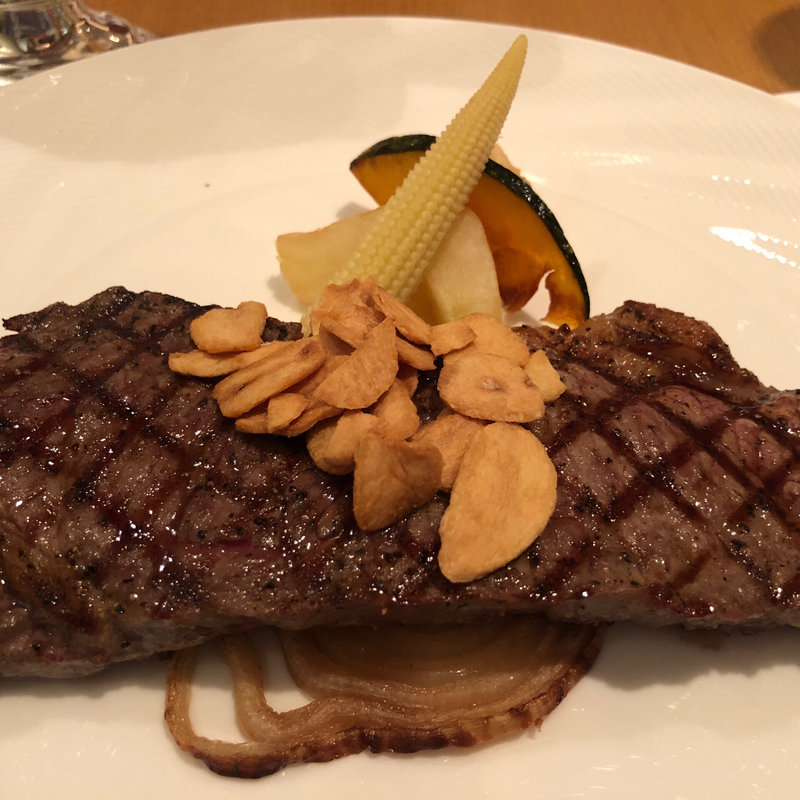 ハーフポンドステーキ(ブラスリー ハーモニー)